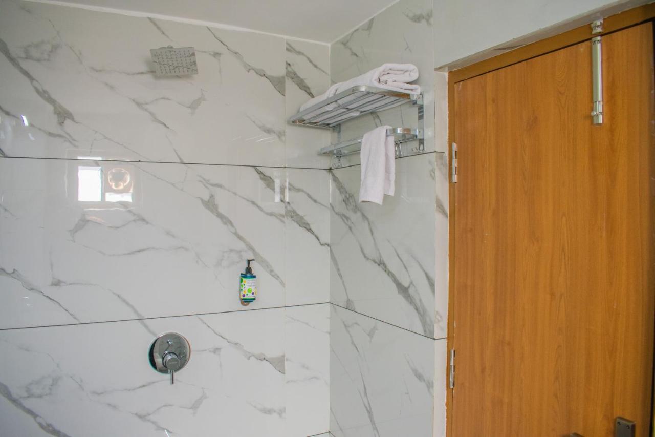 אודייפור Hotel Banjara Retreat מראה חיצוני תמונה