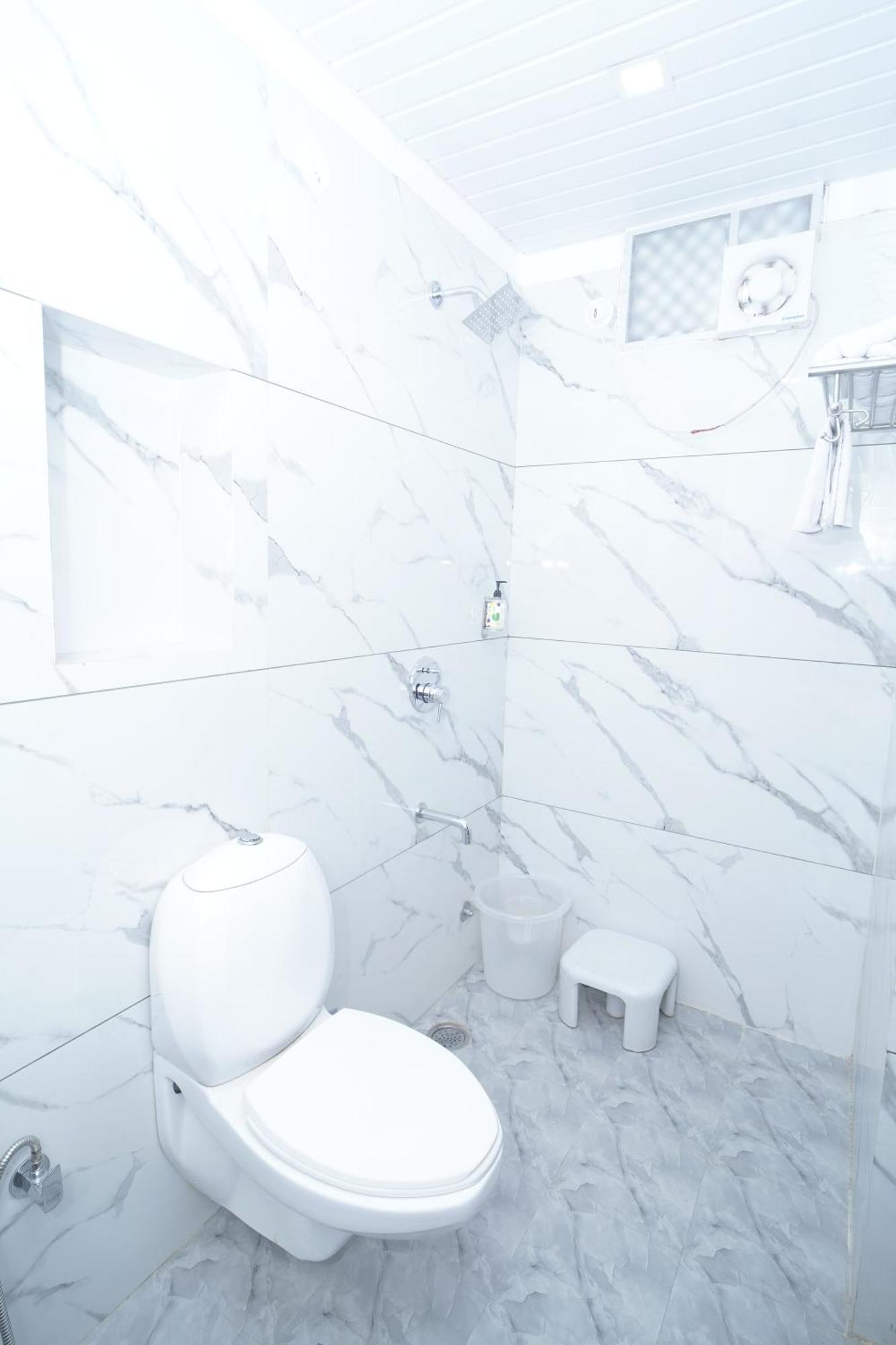 אודייפור Hotel Banjara Retreat מראה חיצוני תמונה