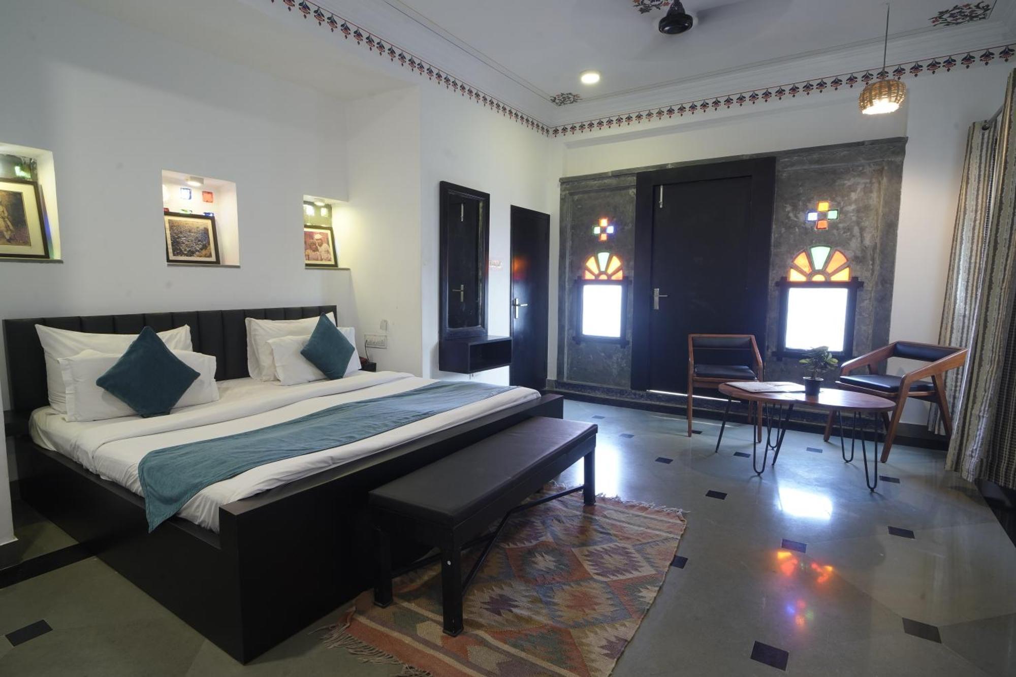 אודייפור Hotel Banjara Retreat מראה חיצוני תמונה
